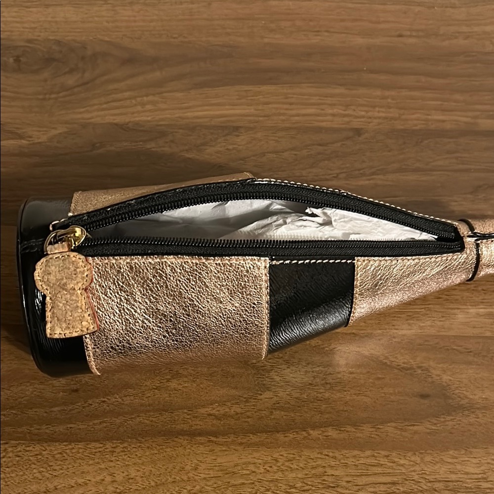 Kate Spade "Cheers Darling" Champagne Wristlet - Picture 4 of 5
